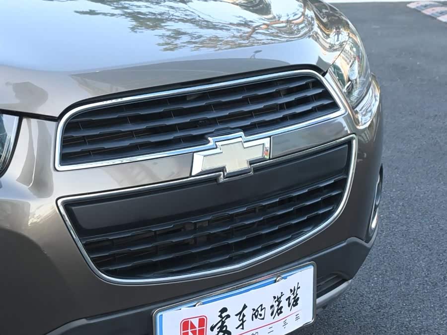 Chevrolet Captiva 2016 imagen de coche #12