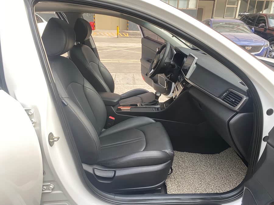 起亚 起亚K5 2017 汽车图片 #12