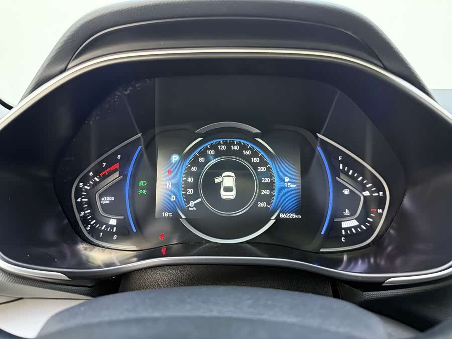 Hyundai Lafesta 2018 car image #12