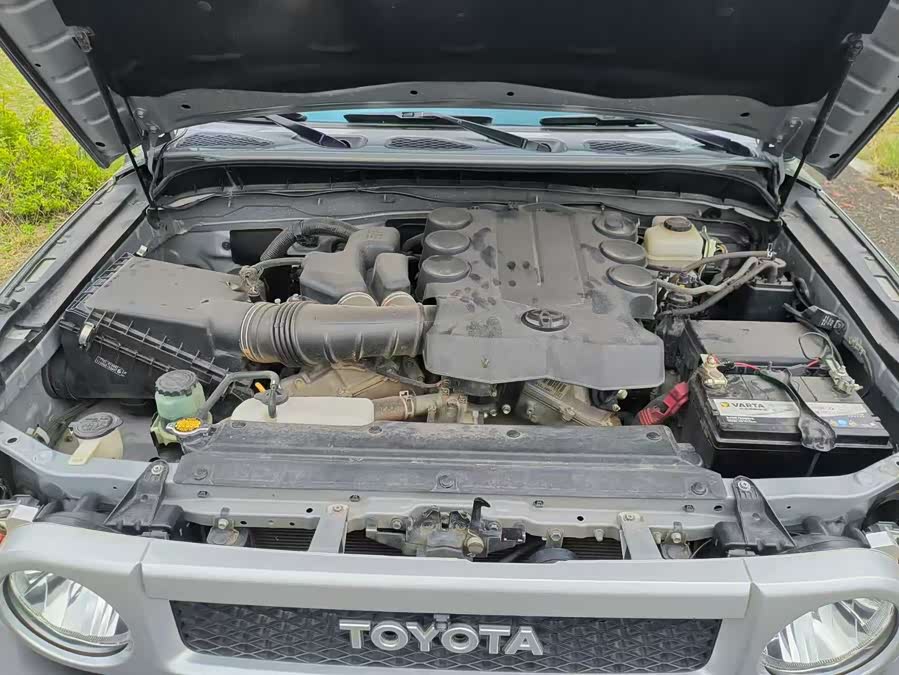 Toyota FJ Cruiser 2018 #12 Toyota FJ Cruiser 2018 car image #12