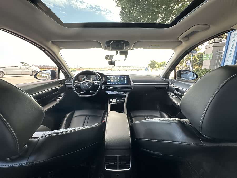 Hyundai Sonata 2020 immagine di auto #12