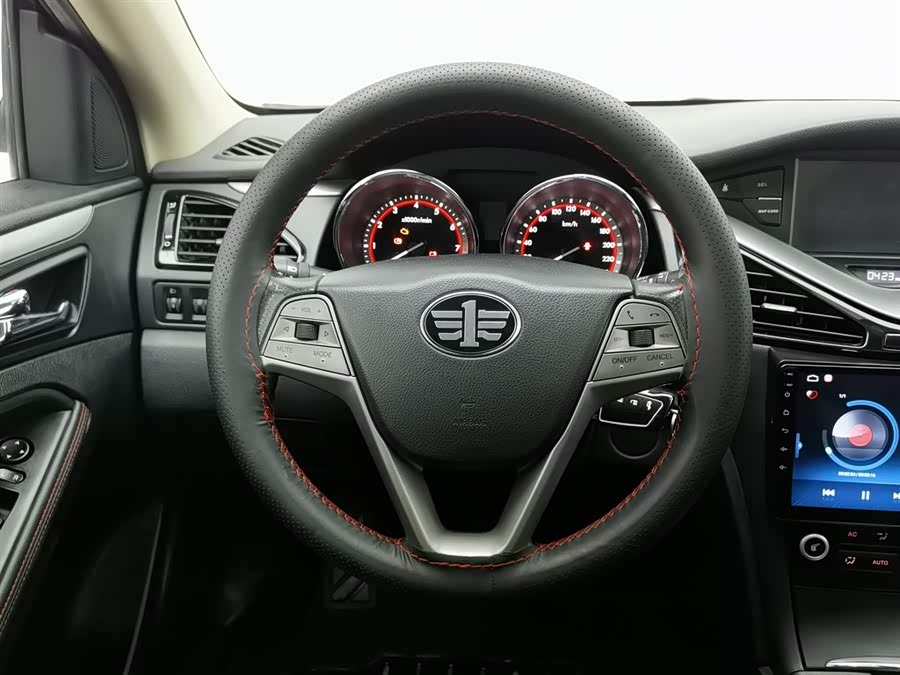 奔腾 奔腾B70 2015 汽车图片 #12