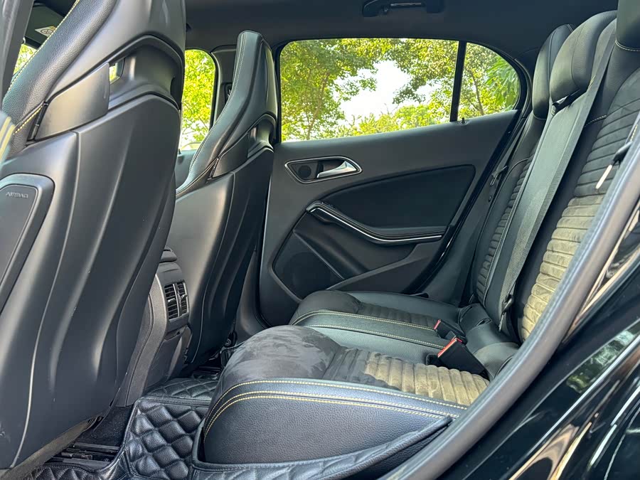 Mercedes-Benz GLA AMG 2021 car image #12