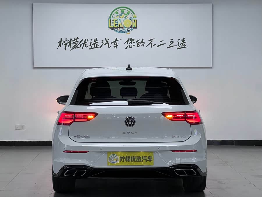 Volkswagen Golf 2022 car image #12