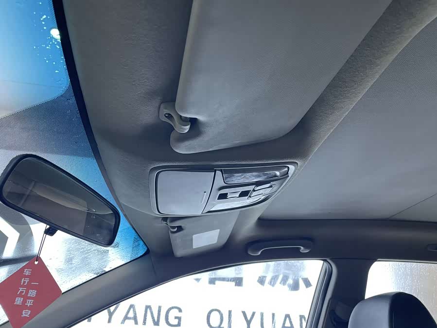 Kia Stonic 2018 image de voiture #12