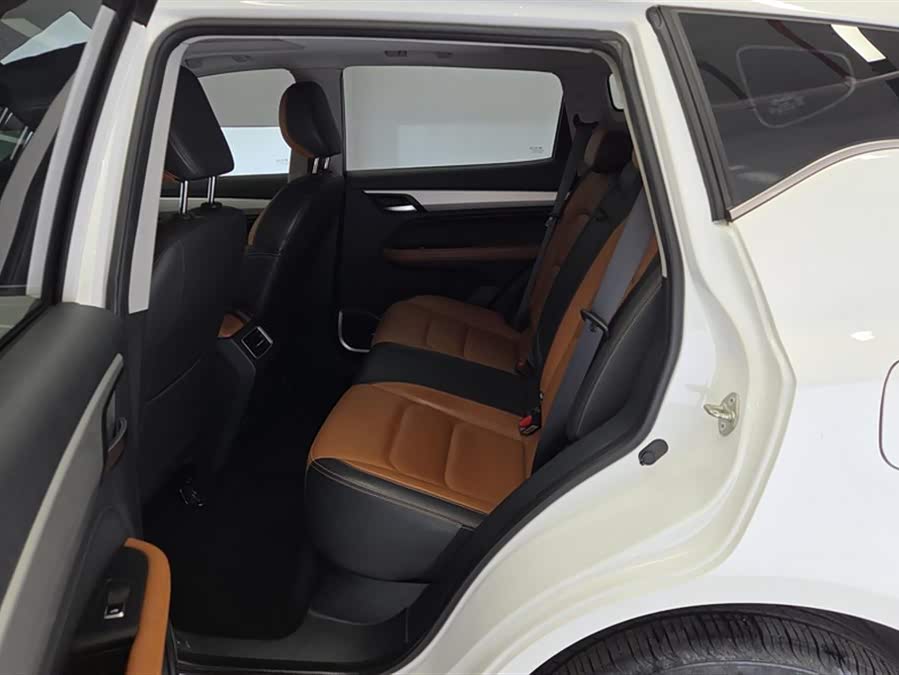 GEELY Vision X6 2020 car image #12