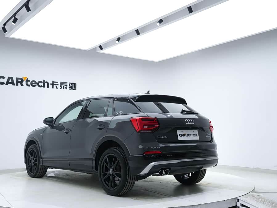 Audi Q2L 2020 immagine di auto #12