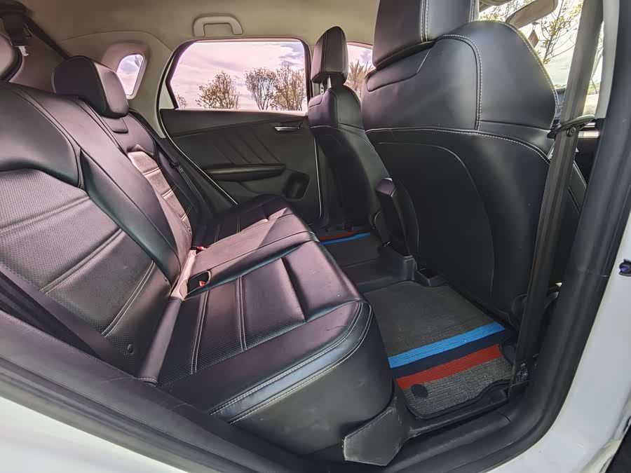 BYD e2 2019 #12 BYD e2 2019 صورة سيارة #12