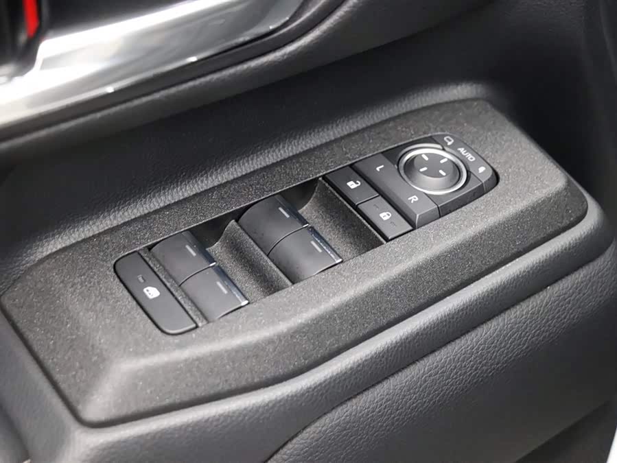 丰田 普拉多 2025 汽车图片 #12