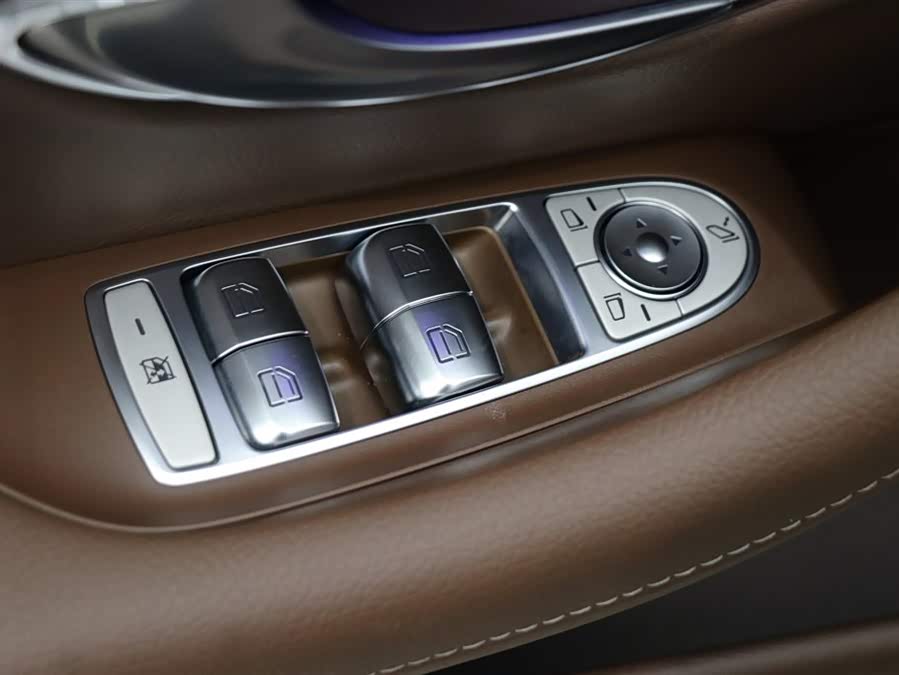 Mercedes-Benz E Class 2021 صورة سيارة #12