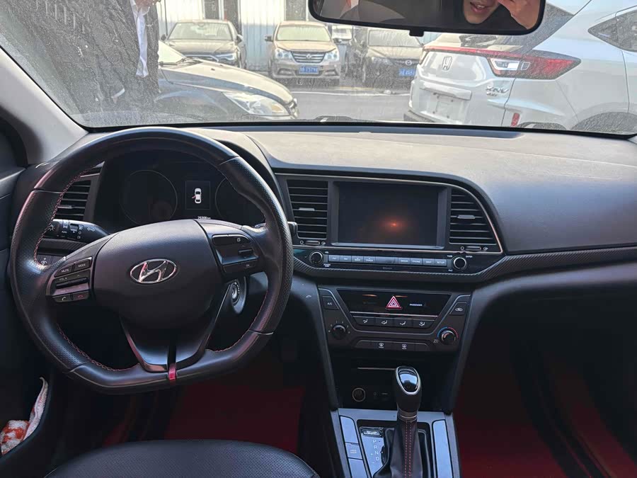 Hyundai Elantra AD 2016 car image #12