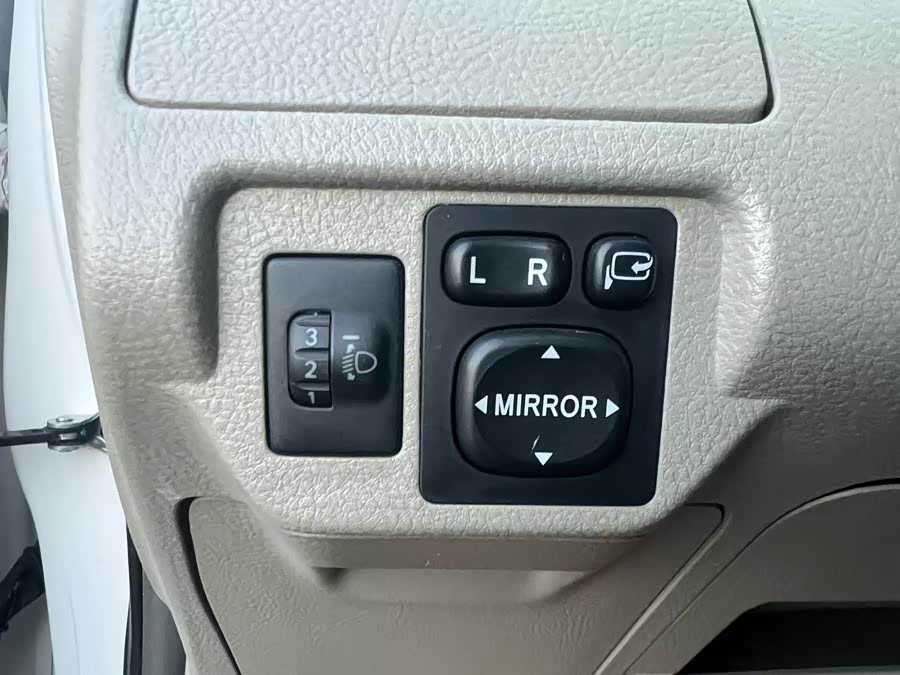 Toyota Vios 2012 car image #12