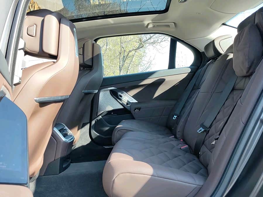 BMW i7 2025 #12 BMW i7 2025 image de voiture #12