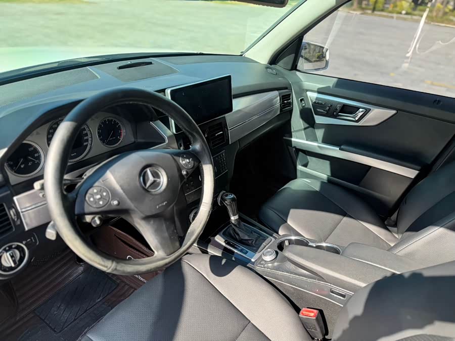 Mercedes-Benz GLK Class (Imported) 2011 car image #12