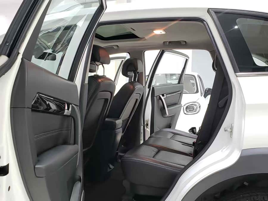 Chevrolet Captiva 2013 imagen de coche #12