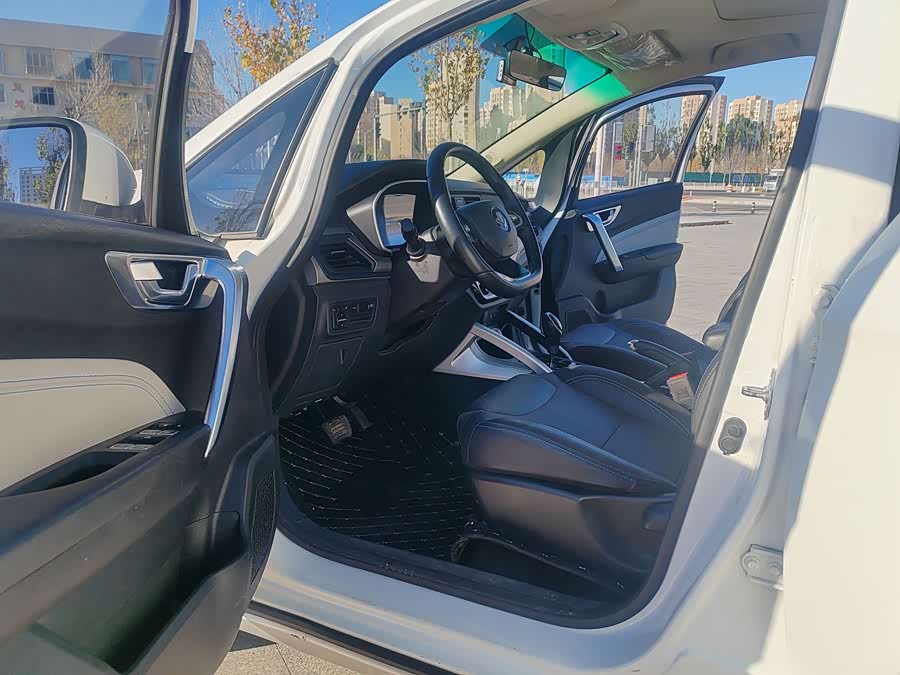 睿蓝汽车 枫叶30X 2021 汽车图片 #12