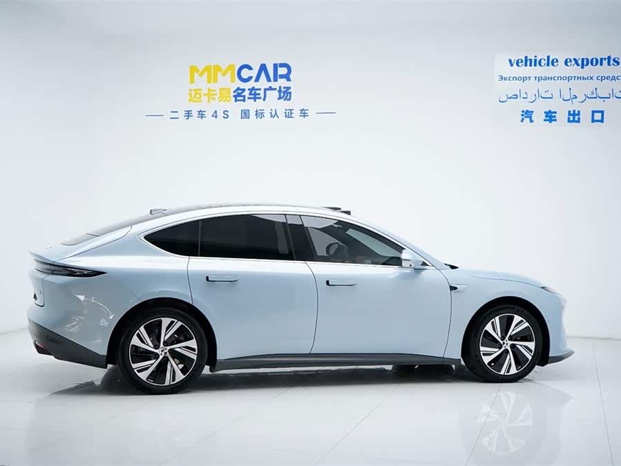 NIO ET5 2025 car image #12