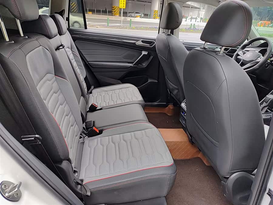 Volkswagen Tiguan L New Energy 2023 car image #12