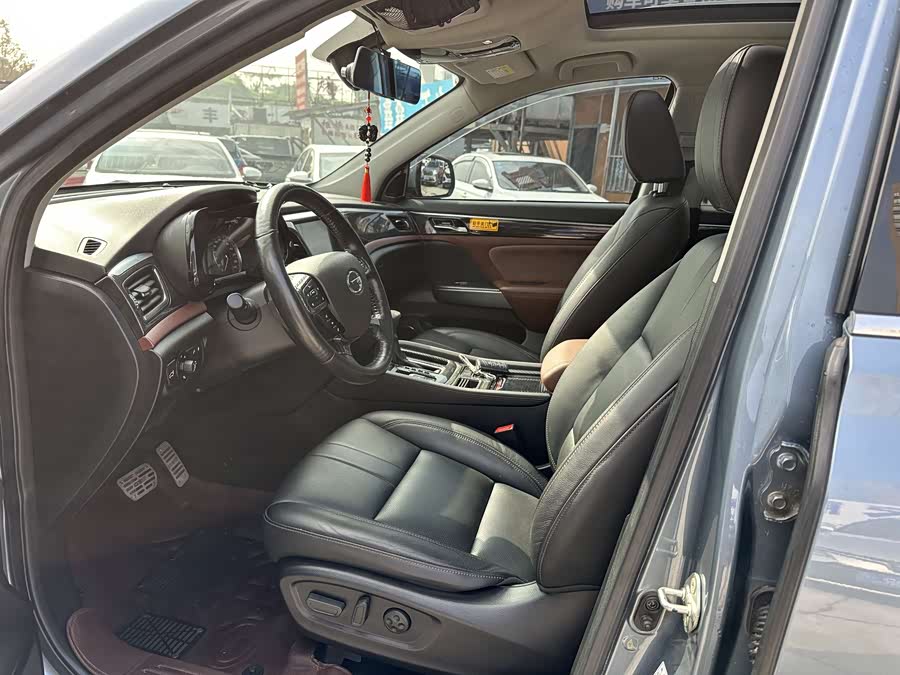 广汽传祺 传祺GS8 2017 汽车图片 #12