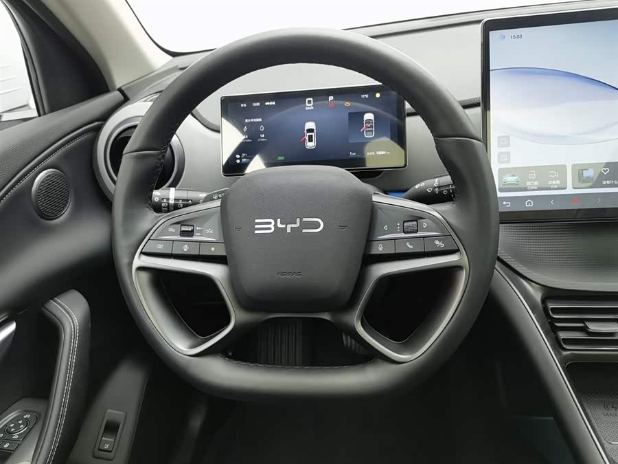 BYD Sea Lion 05 DM-i 2025 car image #12