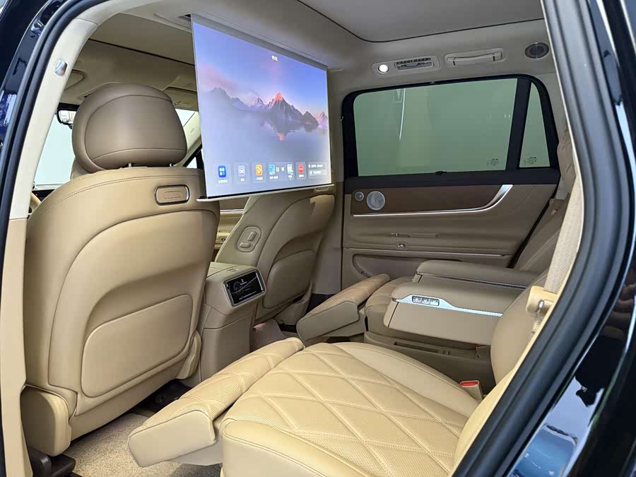 AITO 问界 问界M9 汽车图片 #12