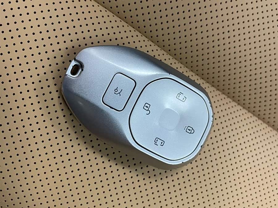 GAC Trumpchi E8 New Energy 2023 #12 GAC Trumpchi E8 New Energy 2023 car image #12