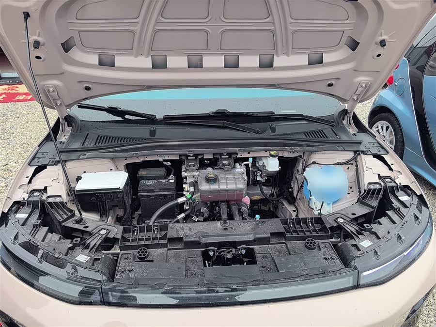 零跑汽车 零跑B01 2025 汽车图片 #12