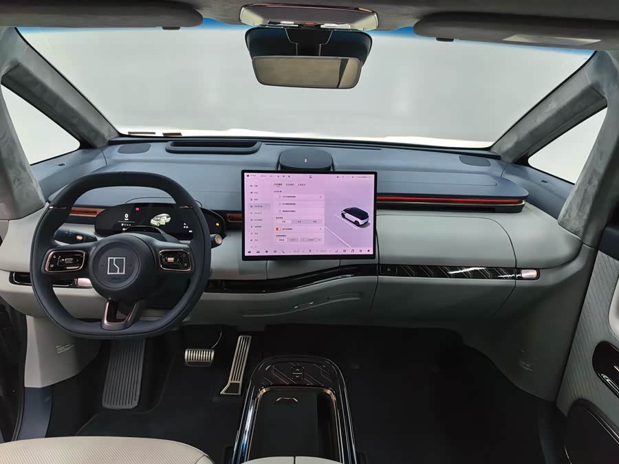 极氪 极氪MIX 2024 汽车图片 #12