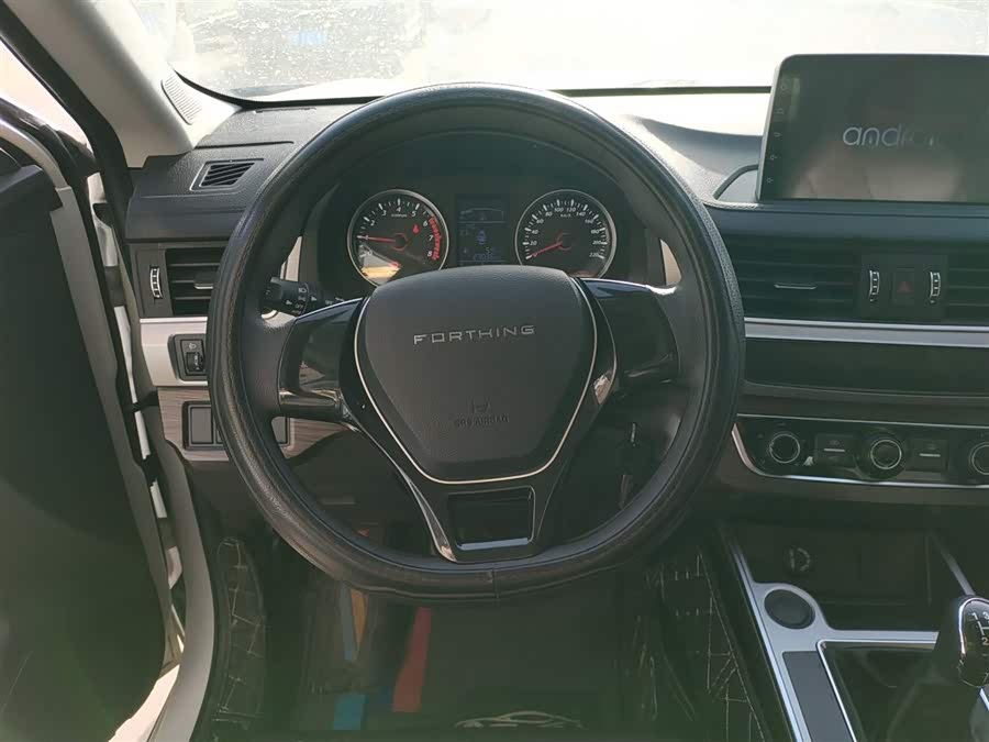 Forthing T5 2021 #12 Forthing T5 2021 immagine di auto #12