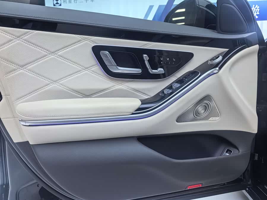 Mercedes-Benz Maybach S Class 2022 car image #12