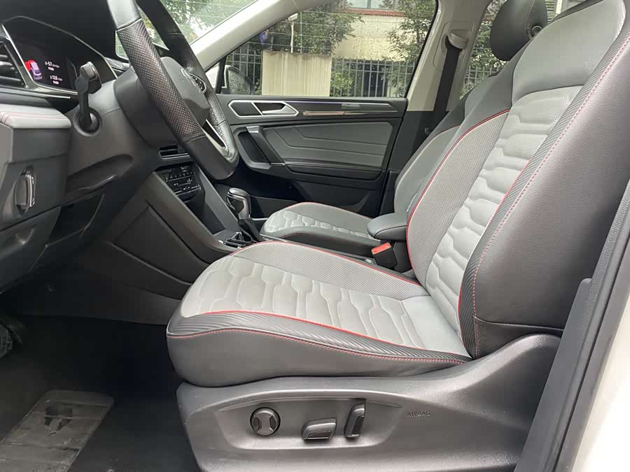 Volkswagen Tiguan L New Energy 2023 изображение автомобиля #12