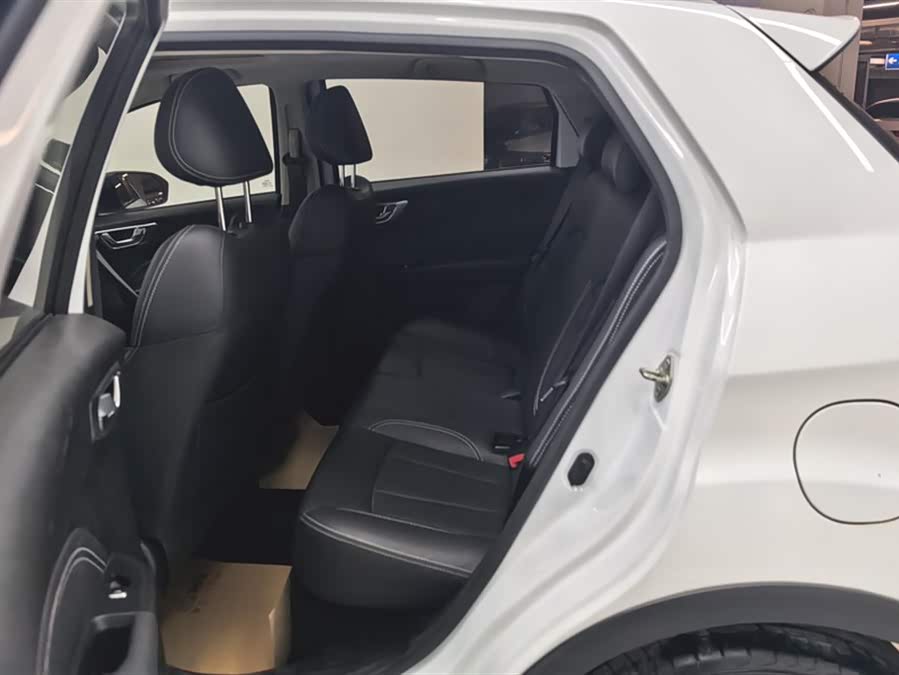 GEELY Vision X3 2021 car image #12