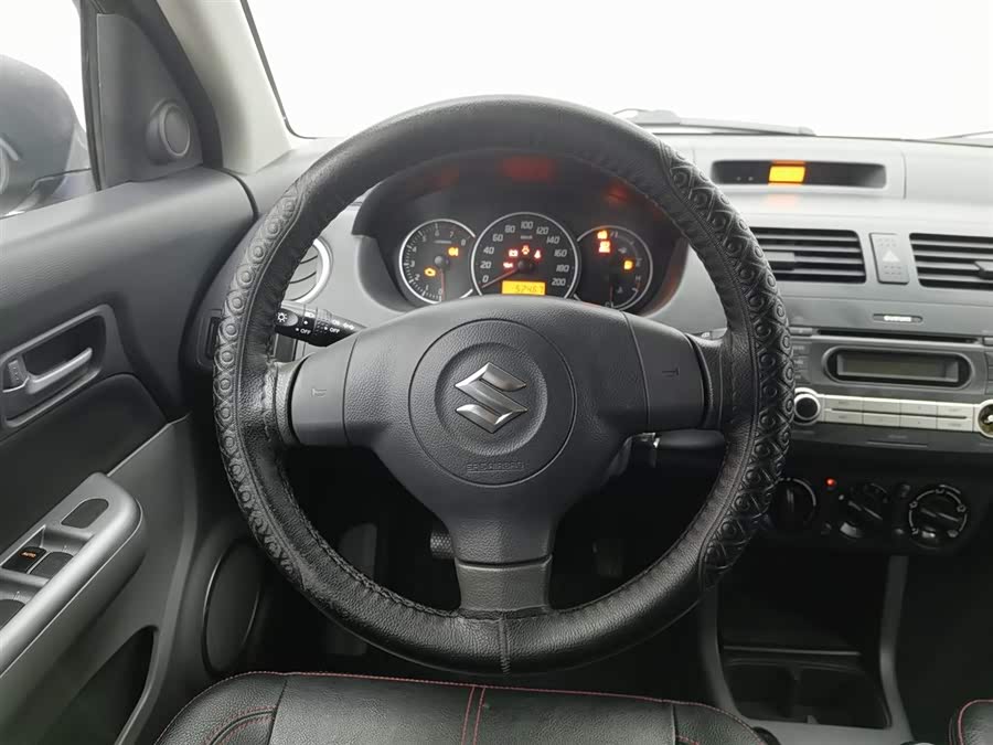 Soueast Swift 2015 car image #12