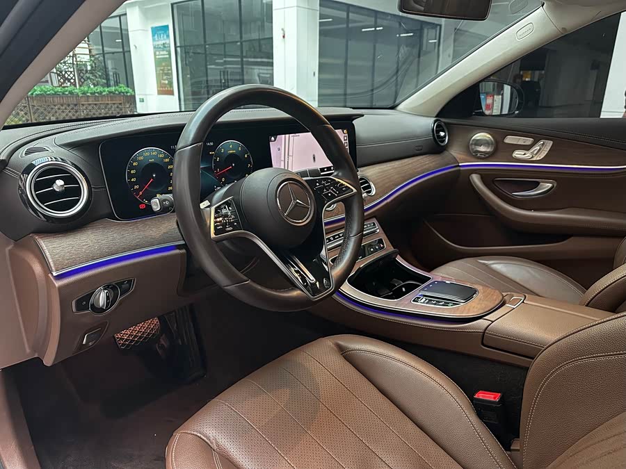 Mercedes-Benz E Class 2023 car image #12