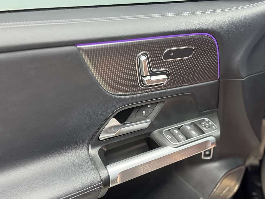 Mercedes-Benz EQB Class 2023 car image #12