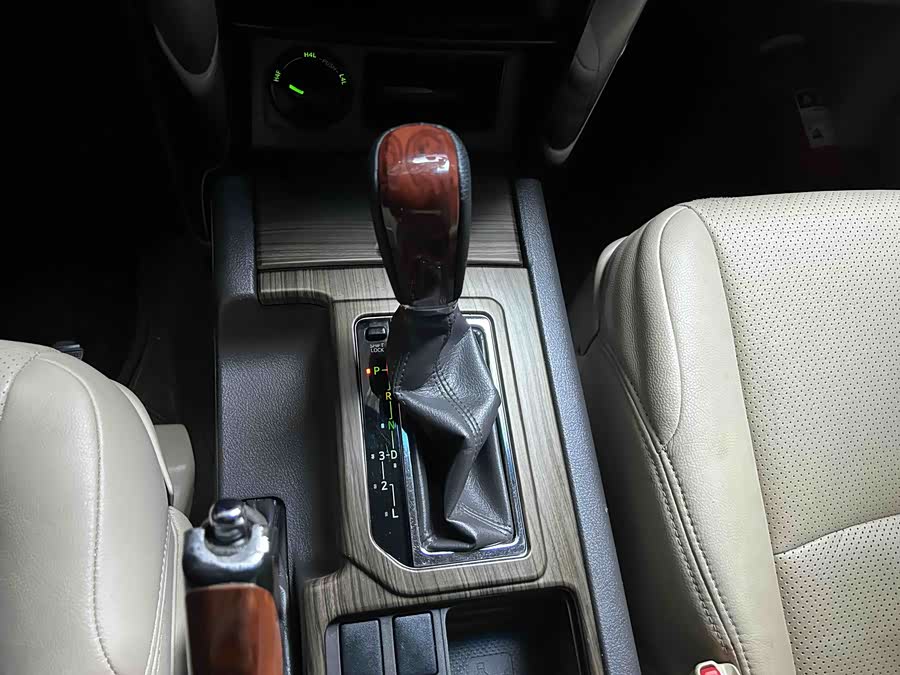 Toyota Prado (Imported) 2014 car image #12