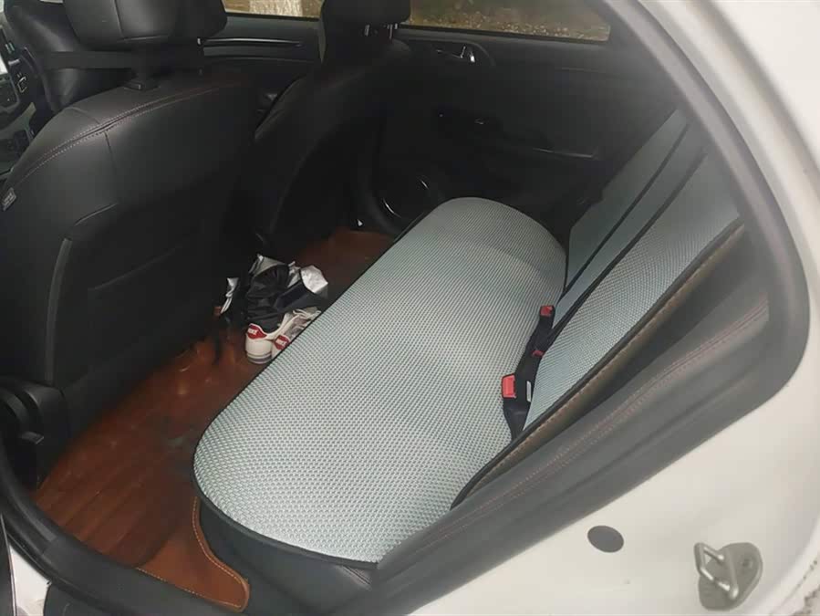 BYD e5 2016 #12 BYD e5 2016 car image #12