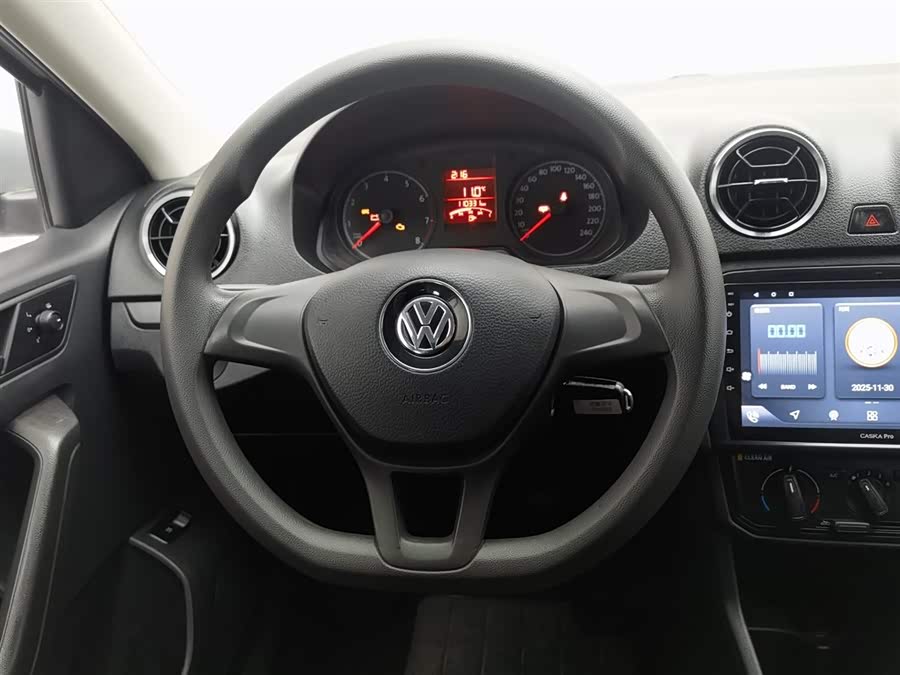 Volkswagen Jetta 2019 immagine di auto #12