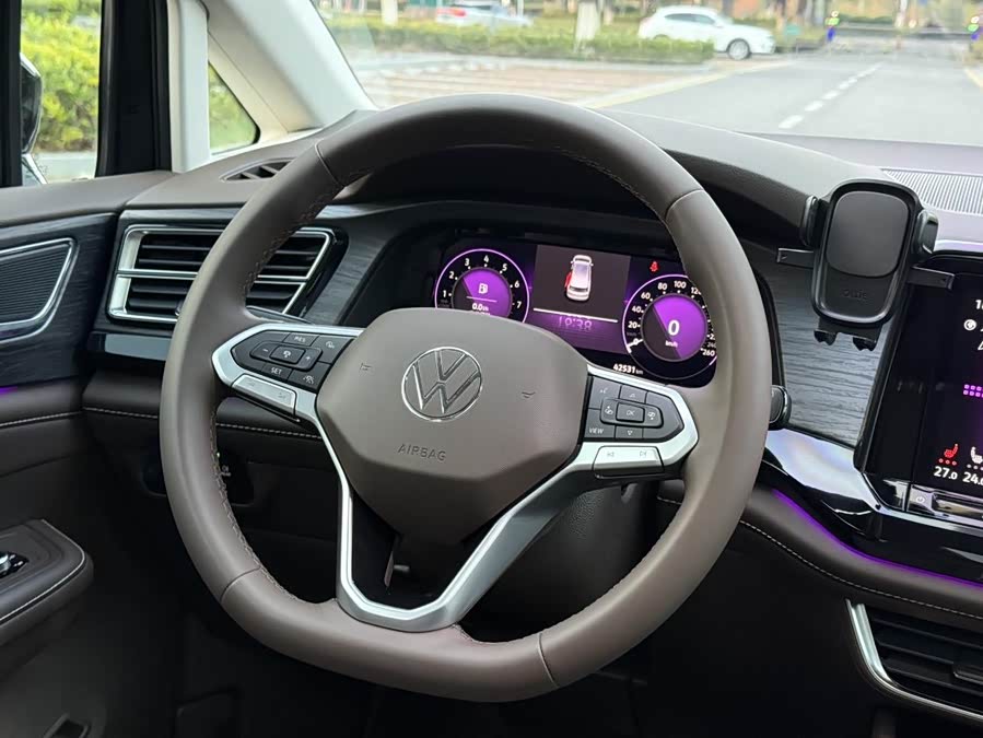 Volkswagen Viloran 2024 car image #12