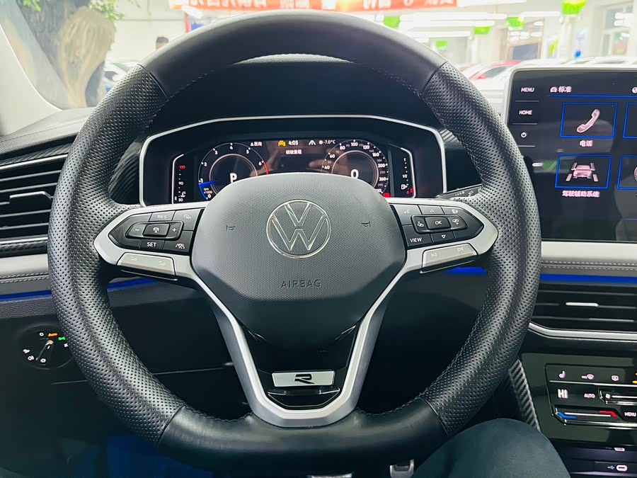 Volkswagen Tayron 2022 car image #12