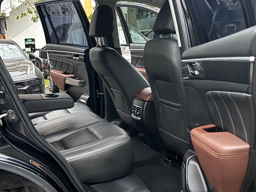 GAC Trumpchi GS7 2018 car image #12