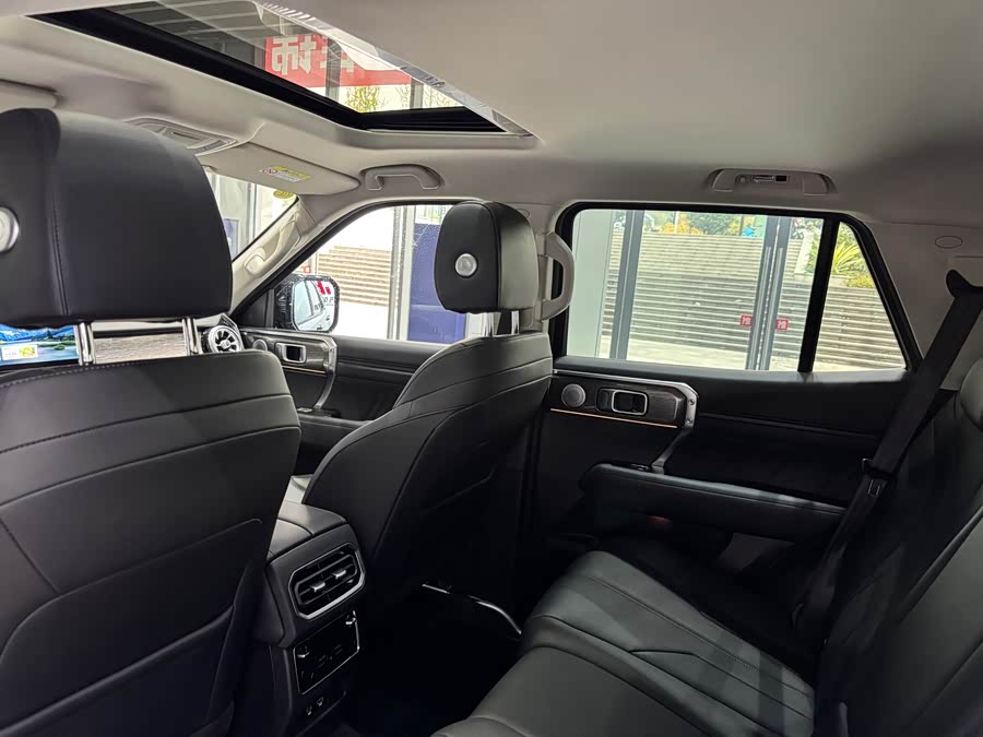 Tank 400 2024 صورة سيارة #12