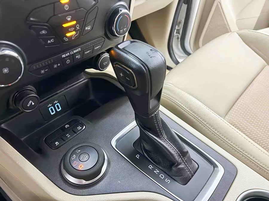 Ford Everest 2020 #12 Ford Everest 2020 car image #12