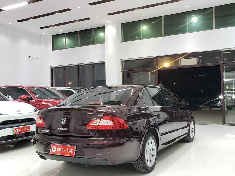 Skoda Superb 2012 imagen de coche #12