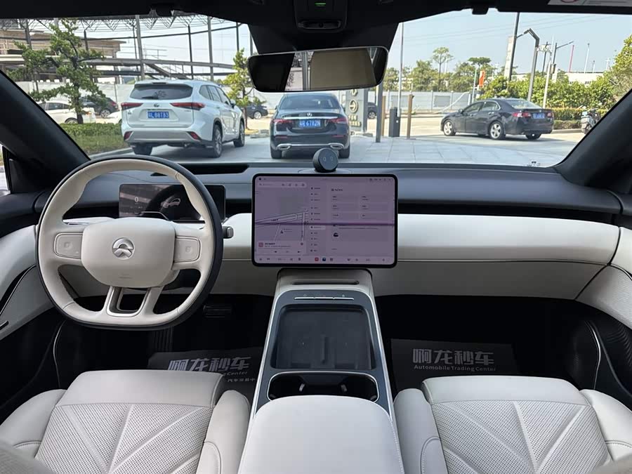NIO ET5 2025 #12 NIO ET5 2025 car image #12