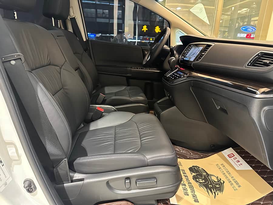 Honda ODYSSEY 2019 car image #12