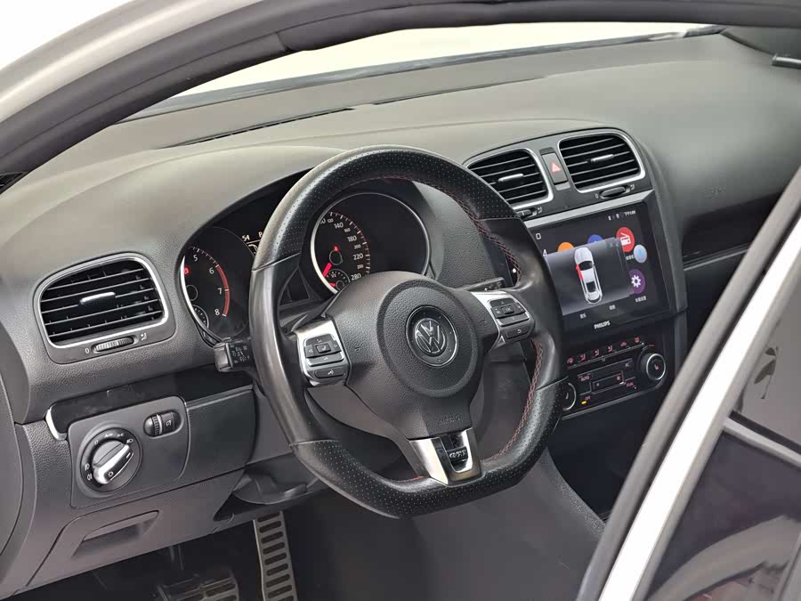 Volkswagen GolfGTI 2011 #12 Volkswagen GolfGTI 2011 car image #12