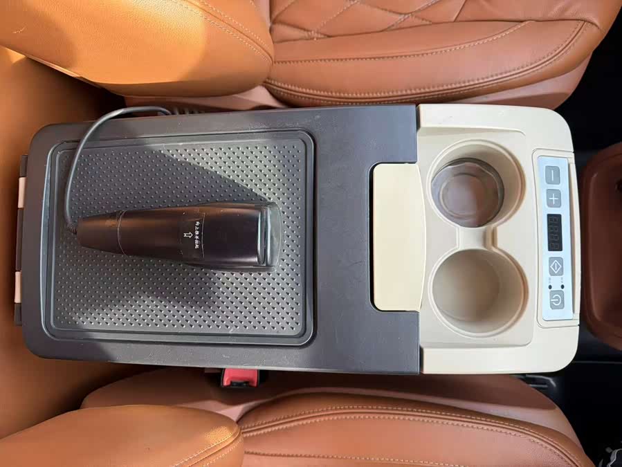 Mercedes-Benz Vito 2017 car image #12