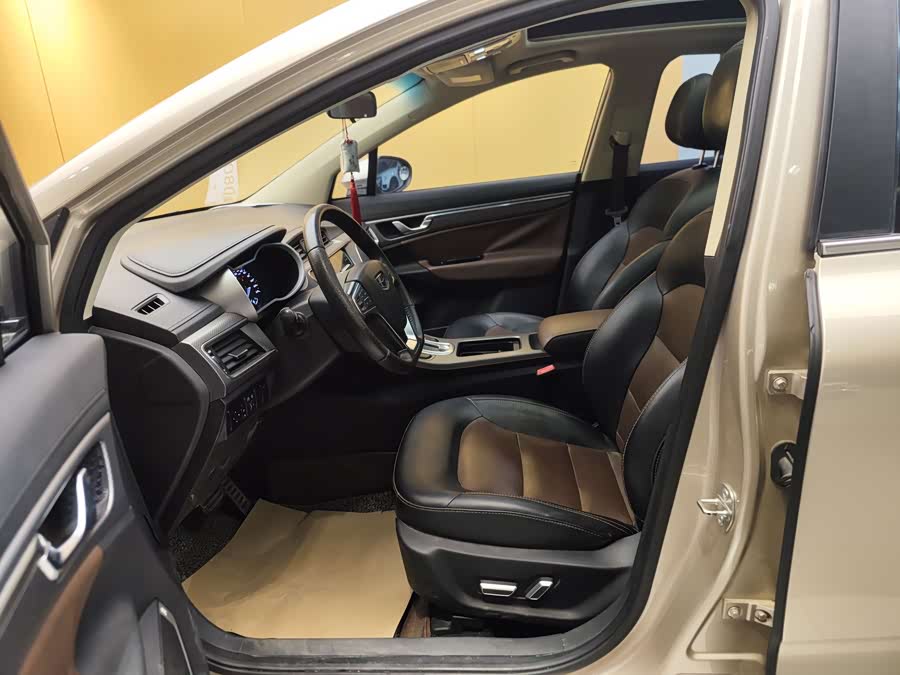 GEELY Emgrand GS 2017 #12 GEELY Emgrand GS 2017 car image #12