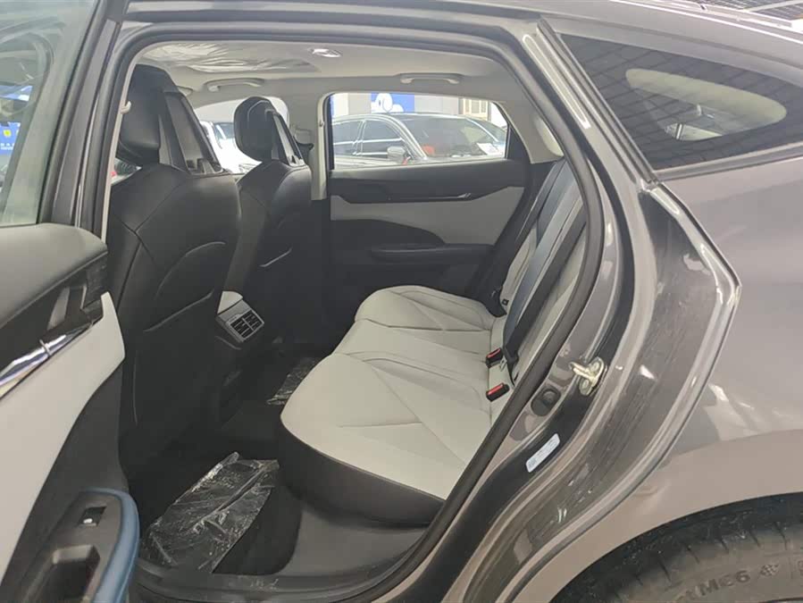 Changan UNI-V iDD 2023 #12 Changan UNI-V iDD 2023 car image #12